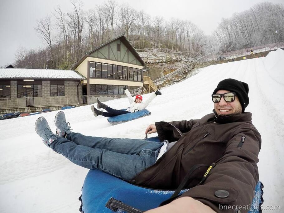 Bear Necessities, Luxury 5Bd Mtn Views, Hot Tub, Many Bear Sightings Villa Gatlinburg Dış mekan fotoğraf